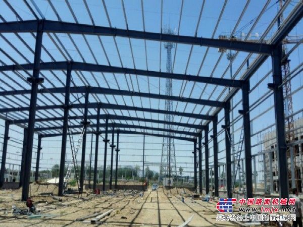 鋼結構廠房建設步驟（鋼結構廠房建設的主要步驟）