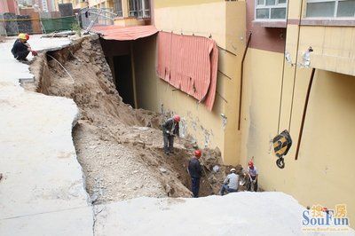 房子地基已經下沉,居住很危險怎么辦（地基下沉對房價影響）